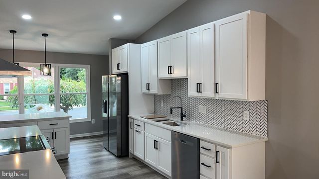 1697 BARRISTER CT, Crofton, MD 21114