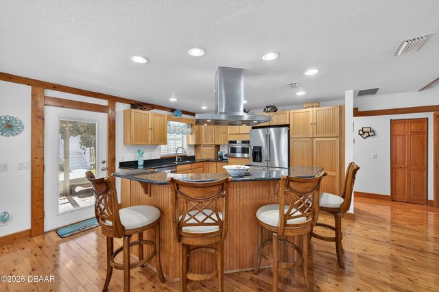 229 Randle Avenue, Oak Hill, FL 32759