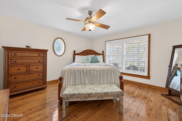 229 Randle Avenue, Oak Hill, FL 32759