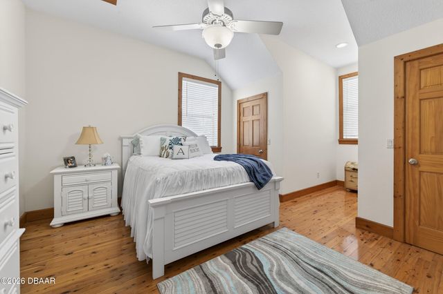 229 Randle Avenue, Oak Hill, FL 32759