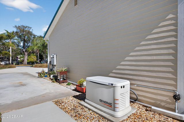 229 Randle Avenue, Oak Hill, FL 32759