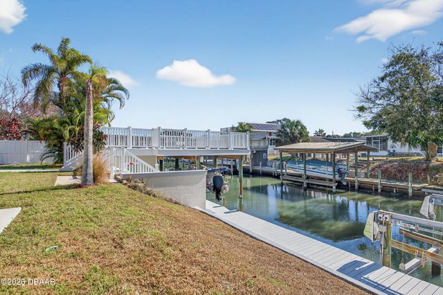 229 Randle Avenue, Oak Hill, FL 32759