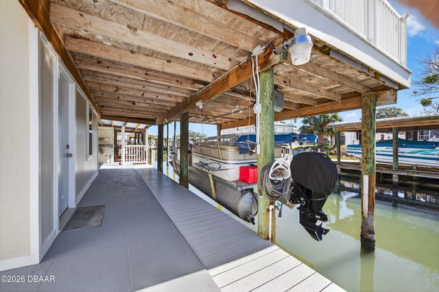 229 Randle Avenue, Oak Hill, FL 32759