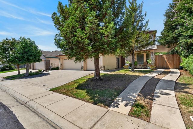 10236 Stathos Dr, Elk Grove, CA 95757