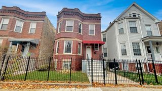 2308 N Avers Avenue 2, Chicago, IL 60647