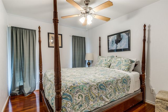 7136 Lyre Lane, Dallas, TX 75214