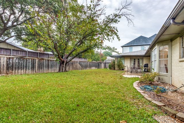 7136 Lyre Lane, Dallas, TX 75214