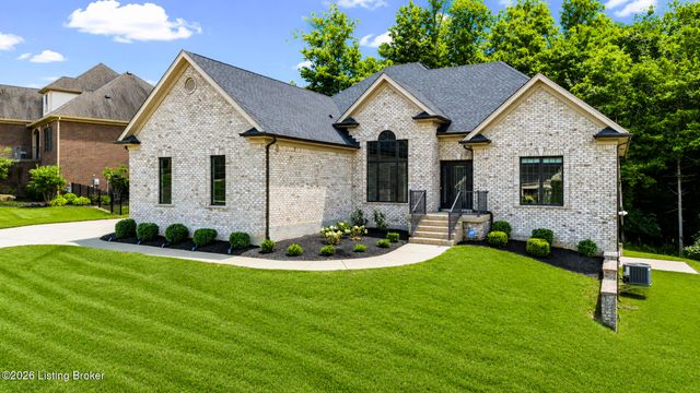 17216 Shakes Creek Dr, Louisville, KY 40023