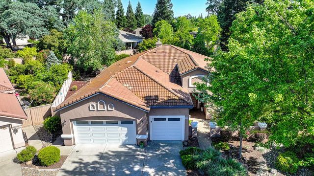 112 Hemingway Ct, Roseville, CA 95747