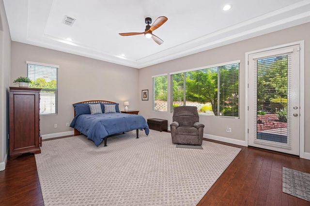 112 Hemingway Ct, Roseville, CA 95747