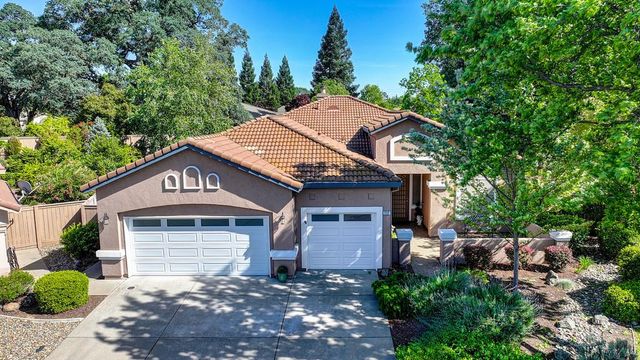 112 Hemingway Ct, Roseville, CA 95747