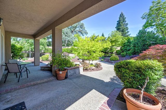 112 Hemingway Ct, Roseville, CA 95747