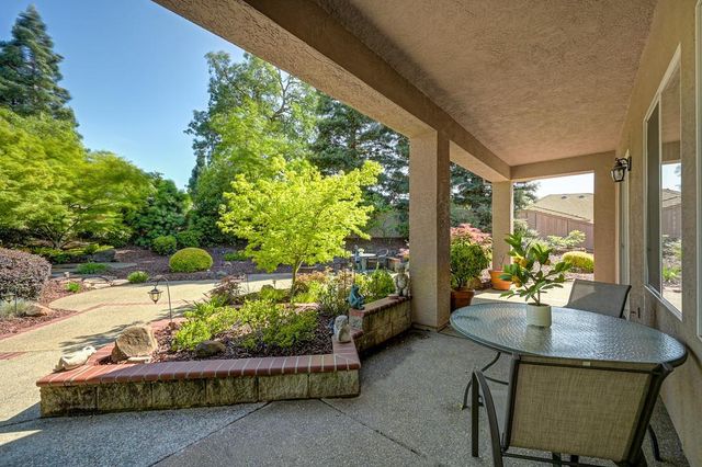 112 Hemingway Ct, Roseville, CA 95747