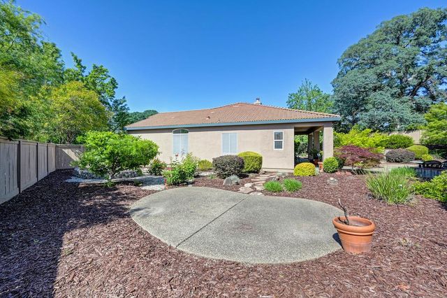 112 Hemingway Ct, Roseville, CA 95747