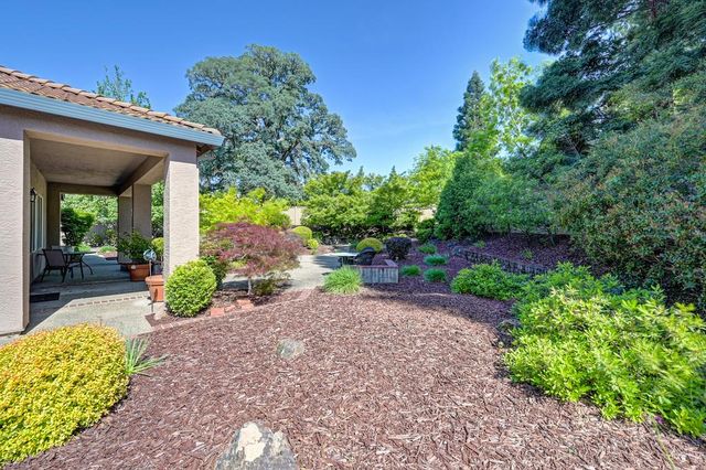 112 Hemingway Ct, Roseville, CA 95747