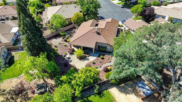 112 Hemingway Ct, Roseville, CA 95747