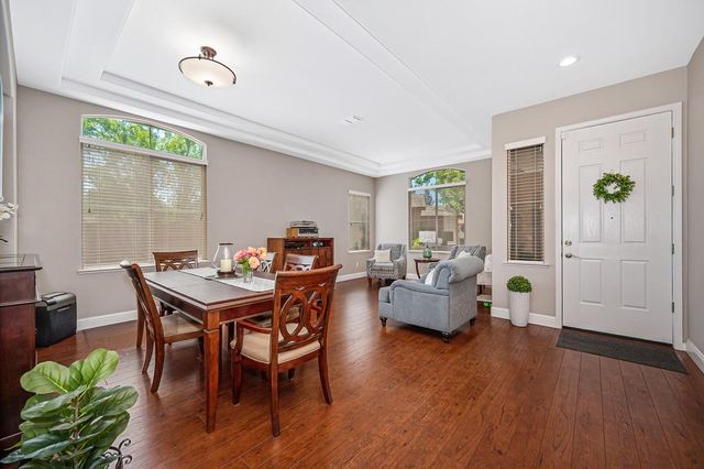 112 Hemingway Ct, Roseville, CA 95747