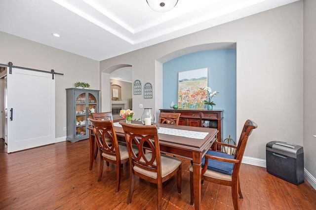 112 Hemingway Ct, Roseville, CA 95747