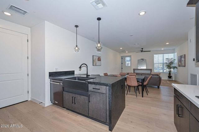 11300 N CASA DEGA Drive 1064, Surprise, AZ 85388