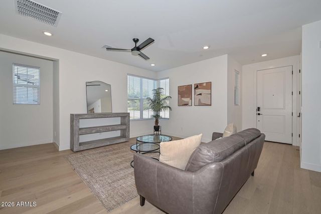 11300 N CASA DEGA Drive 1064, Surprise, AZ 85388