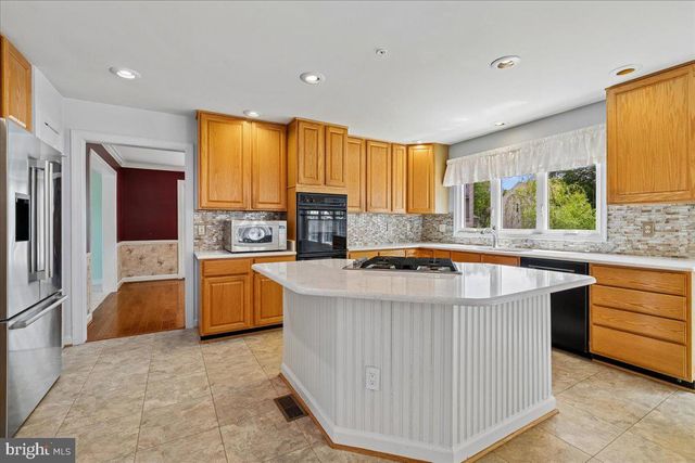 12005 BACKUS DR, Bowie, MD 20720