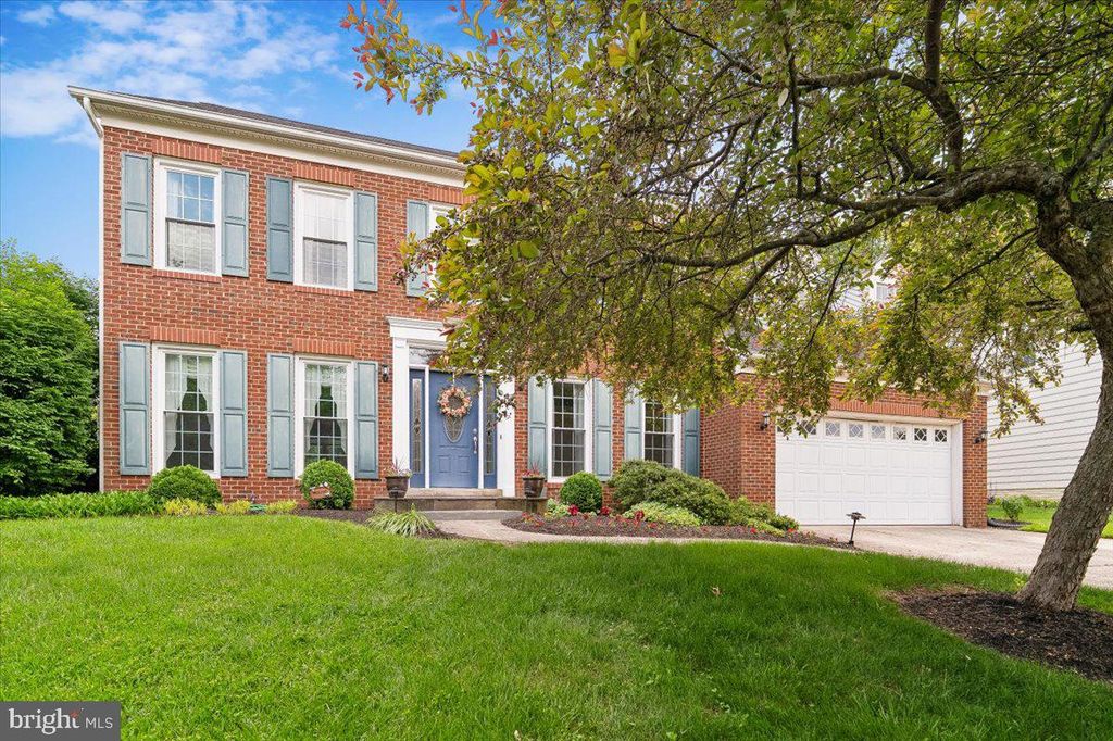 Image 2 of property listing at 12005 BACKUS DR, Bowie, MD 20720