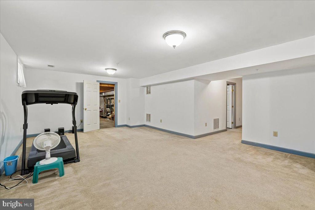 Image 61 of property listing at 12005 BACKUS DR, Bowie, MD 20720