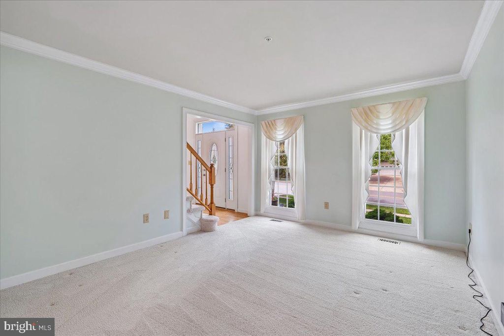 Image 9 of property listing at 12005 BACKUS DR, Bowie, MD 20720