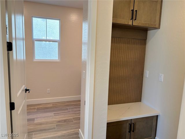 8826 Spencer Garrett Street, Las Vegas, NV 89113