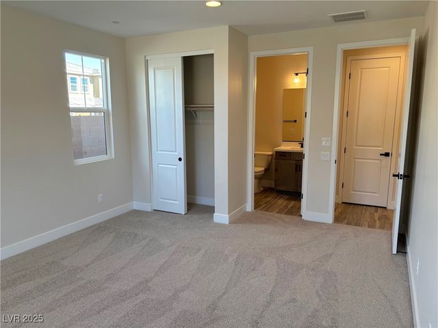 8826 Spencer Garrett Street, Las Vegas, NV 89113