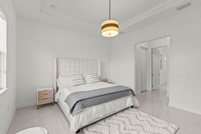 12505 Triumph Lane, Palm Beach Gardens, FL 33412