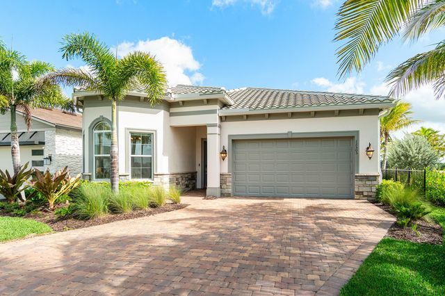12505 Triumph Lane, Palm Beach Gardens, FL 33412