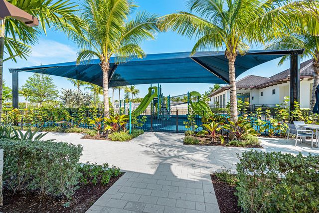 12505 Triumph Lane, Palm Beach Gardens, FL 33412