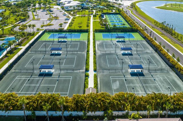 12505 Triumph Lane, Palm Beach Gardens, FL 33412