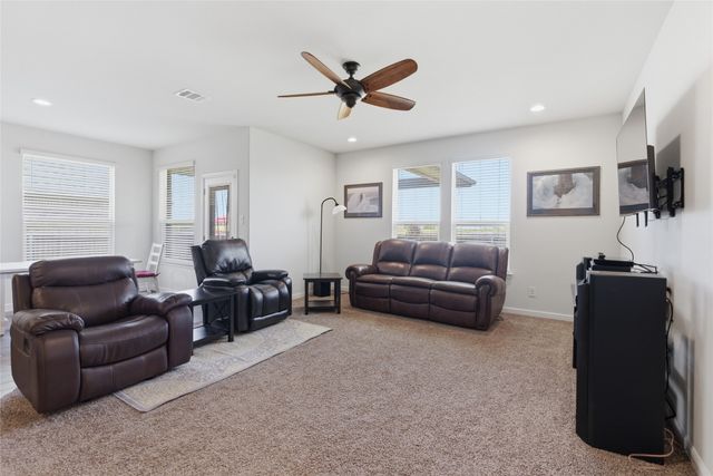 3212 Camden Creek Road, Krum, TX 76249
