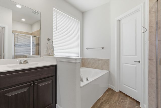 3212 Camden Creek Road, Krum, TX 76249