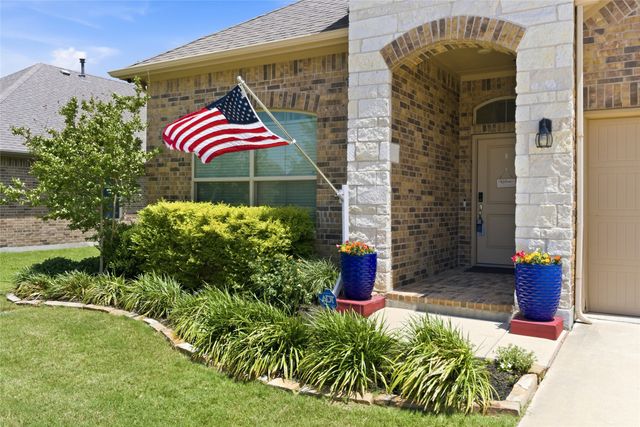 3212 Camden Creek Road, Krum, TX 76249