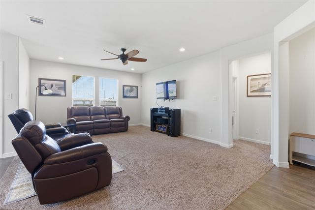 3212 Camden Creek Road, Krum, TX 76249