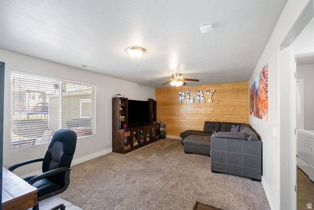195 E 2325 S, Clearfield, UT 84015