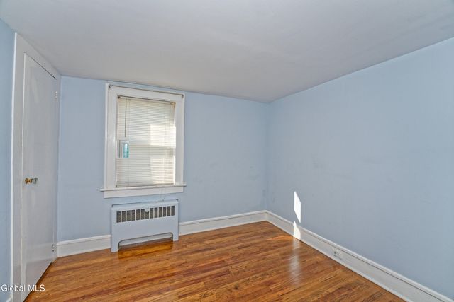 630 4th Avenue, Troy, NY 12182