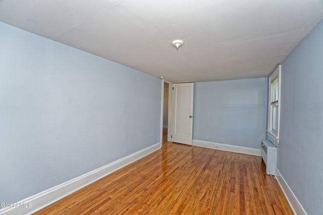 630 4th Avenue, Troy, NY 12182