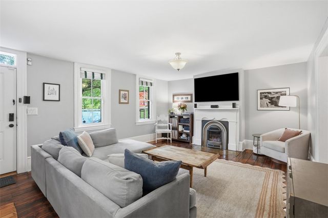 4821 Butler St, Lawrenceville, PA 15201