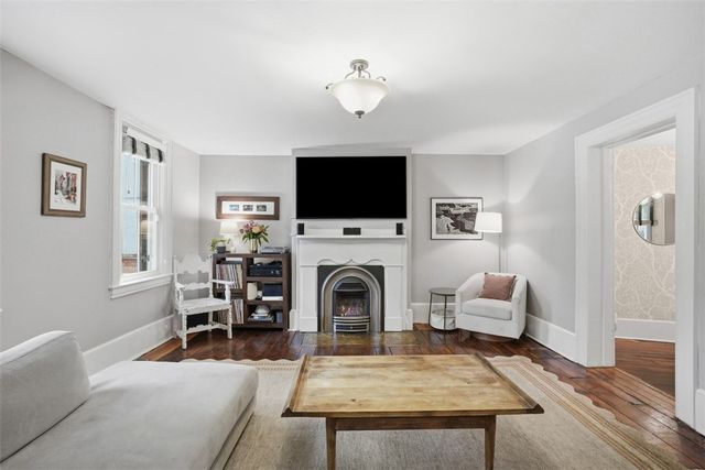 4821 Butler St, Lawrenceville, PA 15201