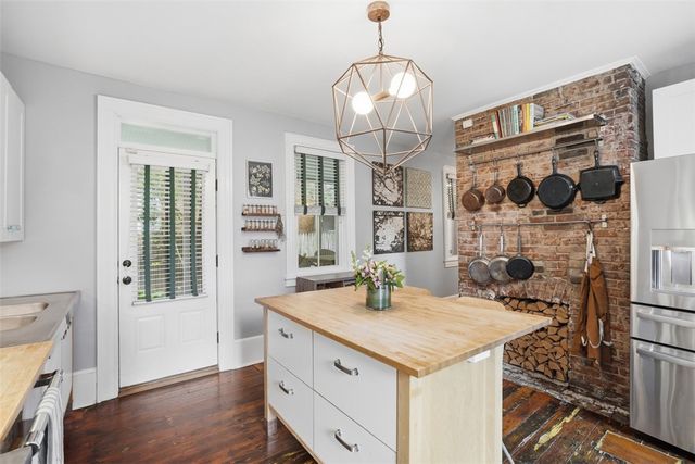 4821 Butler St, Lawrenceville, PA 15201