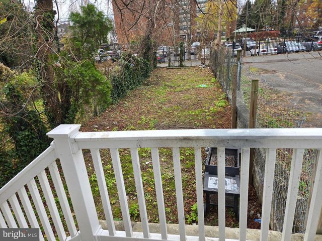 51 BOUDINOT ST, Trenton, NJ 08618