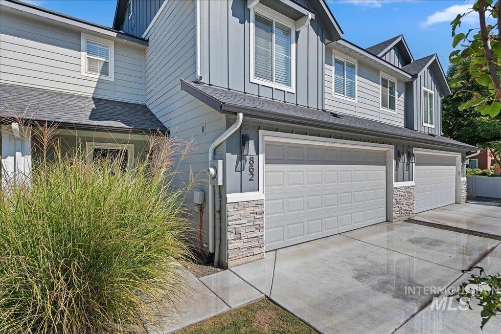 862 W Woodpine St, Meridian, ID 83646 photo 3