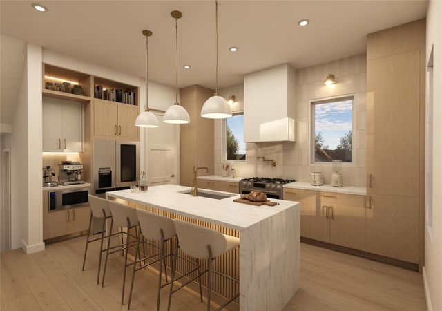 214 E 32nd Street C, Houston, TX 77018