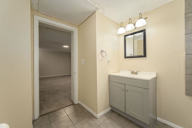 1528 N Garland St, Wichita, KS 67203