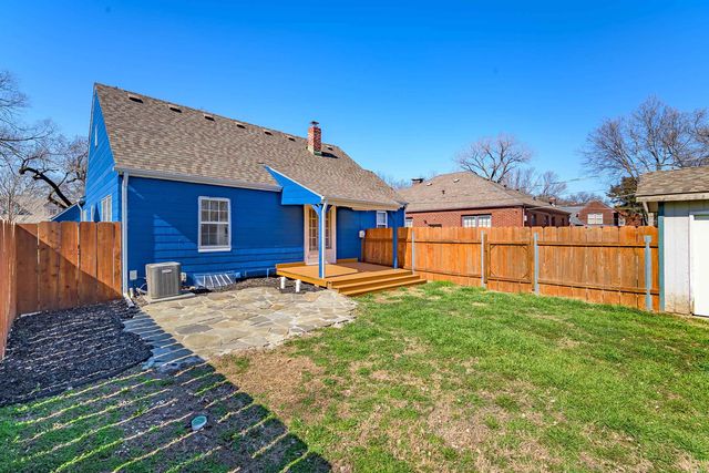 1528 N Garland St, Wichita, KS 67203