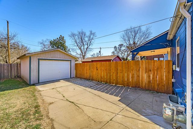 1528 N Garland St, Wichita, KS 67203